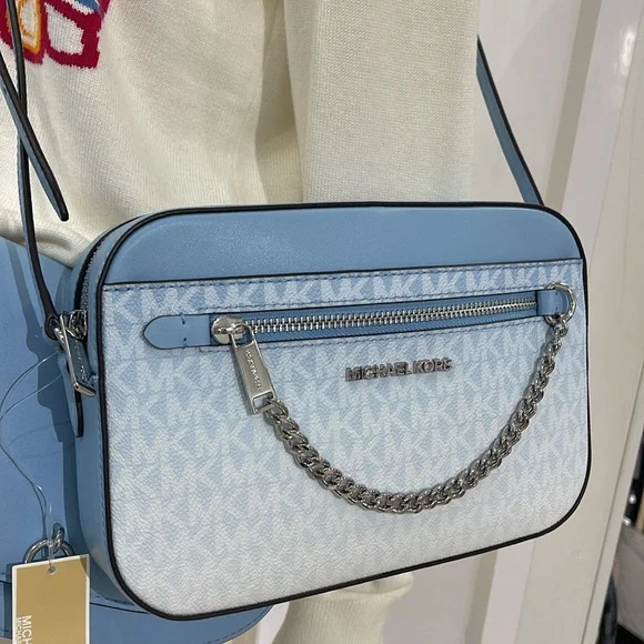 MICHAEL KORS Jet Set Large Ombré Signature Logo Crossbody Body
Light Sky… - Picture 14 of 16